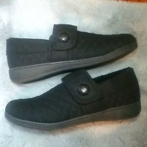 Vionic Slipper (Vionic Indulge Jackie)